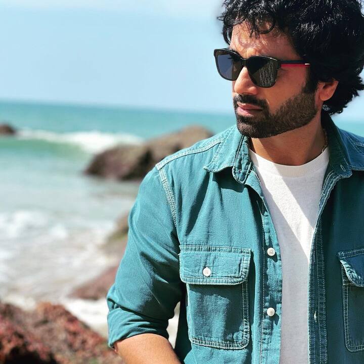 अरहान बहल को प्रतिज्ञा सीरियल से फेम मिला था. एक्टर ने एक बार फिर इसी सीरियल के सीजन 2 से वापसी की है.