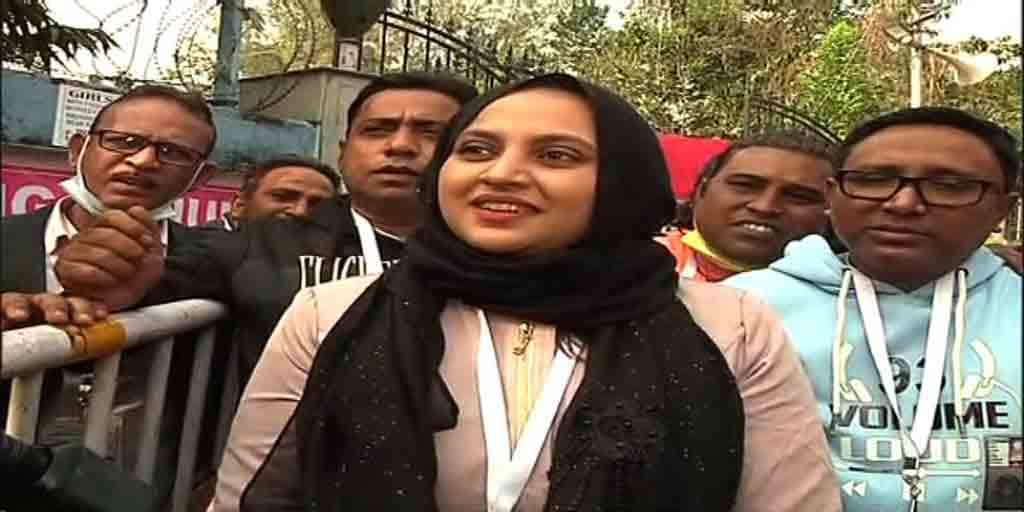 KMC Poll Result 2021: তৃণমূলে যোগ দেওয়ার ইচ্ছাপ্রকাশ নির্দল প্রার্থী রুবিনার, 'দল ঠিক করবে' মন্তব্য ফিরহাদের Kolkata Municipal Election Result 2021 rubina naz wants to join tmc said on ABP Ananda KMC Poll Result 2021: তৃণমূলে যোগ দেওয়ার ইচ্ছাপ্রকাশ নির্দল প্রার্থী রুবিনার, 'দল ঠিক করবে' মন্তব্য ফিরহাদের