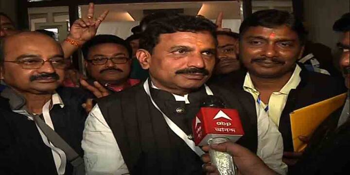 ৪৫ নম্বর ওয়ার্ডে গড় অক্ষত রেখেছেন সন্তোষ পাঠক।