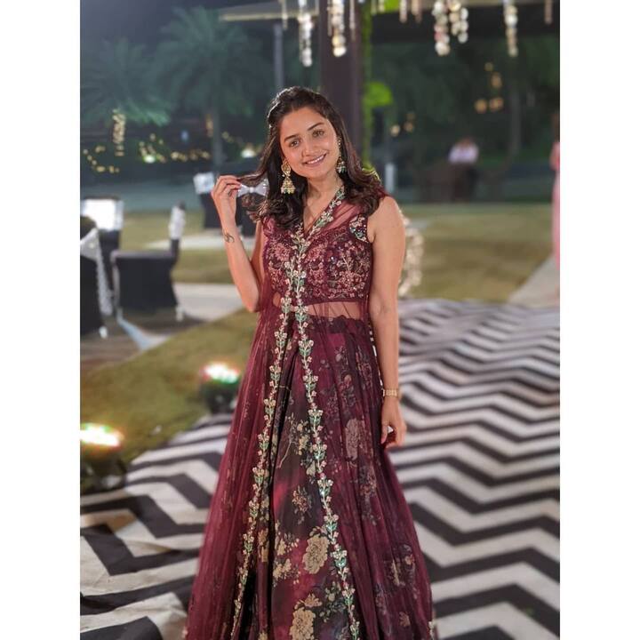 ऋताने ‘दुर्वा’ मालिकेत काम करत अभिनयाच्या प्रवासाला सुरुवात केली ( photo: hruta12/ig)