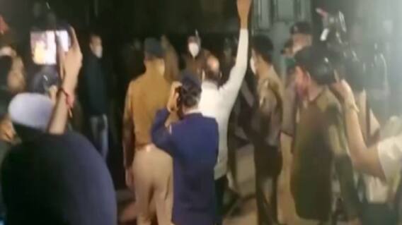 કમલમ પર હલ્લાબોલ કરનાર AAPના નેતા અને કાર્યકર્તાઓને કોર્ટમાં કરાયા રજુ