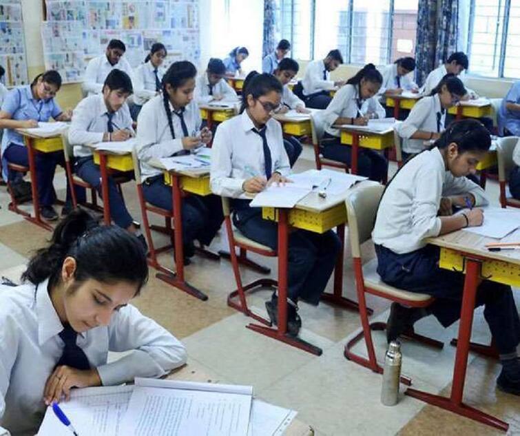 Government made changes in Gujarat Board's examination program ગુજરાત બોર્ડની પરીક્ષાના કાર્યક્રમમાં સરકારે કર્યો ફેરફાર, હવે આ તારીખથી શરૂ થશે પરીક્ષા