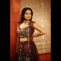 In Pics: भावाच्या लग्नासाठी हृताचा खास लूक, फोटो व्हायरल!