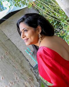 Shweta Shinde: लाल साडीत खुललं श्वेताचं सौंदर्य; फोटो चर्चेत