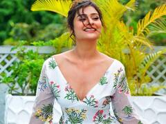 Paayal Rajput: పొట్టి గౌనులో పాయల్ అందాలు... చూస్తుంటే చూడాలనిపించేలా