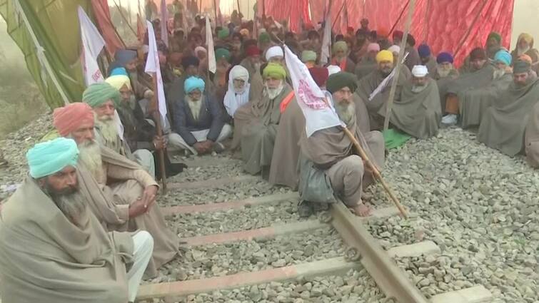 Now farmers fighting against Punjab government, 247 trains affected, 91 canceled and 41 run from other cities Punjab Farmers Protest: ਹੁਣ ਪੰਜਾਬ ਸਰਕਾਰ ਖਿਲਾਫ ਡਟ ਗਏ ਕਿਸਾਨ, 247 ਰੇਲ ਗੱਡੀਆਂ ਪ੍ਰਭਾਵਿਤ, 91 ਰੱਦ ਤੇ 41 ਦੂਜੇ ਸ਼ਹਿਰਾਂ ਤੋਂ ਚਲਾਇਆ