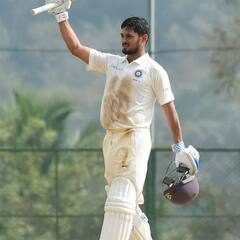 India vs South Africa: फर्स्ट क्लास मैचों में 24 शतक और तिहरा शतक जड़ने वाले इस बैट्समैन को टीम इंडिया दक्षिण अफ्रीका के खिलाफ प्लेइंग इलेवन में दे सकती है जगह