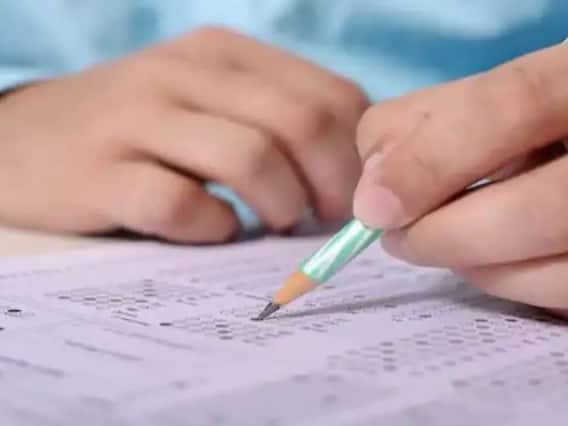 RSMSSB Recruitment Exam 2022: परीक्षा में अभ्यर्थियों को सवालों के साथ ही कड़ाके की सर्दी का करना पड़ेगा सामना, जैकेट, ब्लेजर, शॉल-मफलर पर पाबंदी