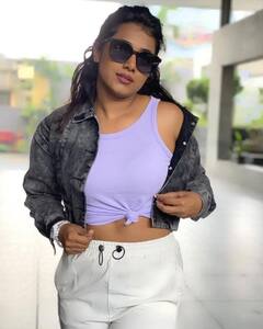 Actress shilpa manjunath : சட்டையை கழட்டி, சேட்டையை செய்த ஷில்பா மஞ்சுநாத்... அழகிய ஹாட் புகைப்படங்கள்!