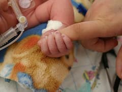 Madhya Pradesh : मध्य प्रदेश में पिछले पांच साल में सरकारी अस्पतालों में इलाज के दौरान 68,301 शिशुओं की मृत्यु हुई: सरकार