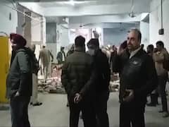 Ludhiana Court Blast: लुधियाना कोर्ट में विस्फोट के बाद अंदर और बाहर का कुछ ऐसा था मंजर, देखें-Pics