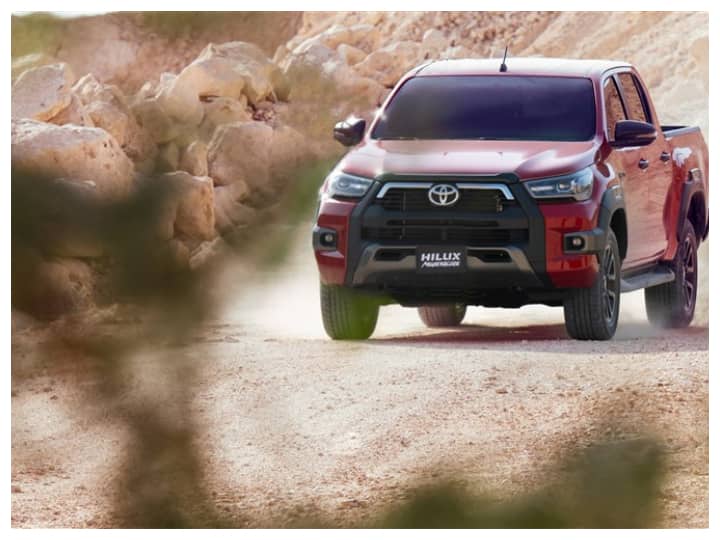 Toyota Hilux Pick-Up First Drive Review