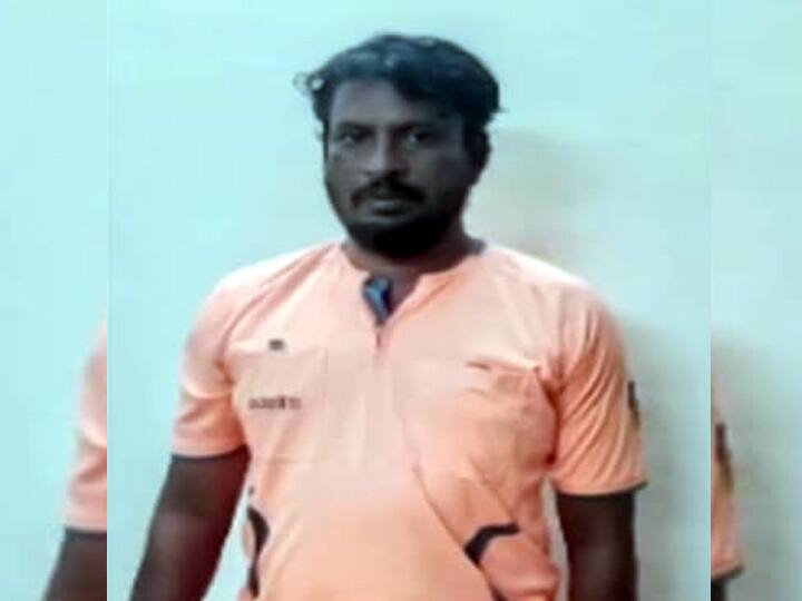 Government school teacher arrested for sexually harassing a girl in Andipatti. பெண்ணை ஆபாசபாக புகைப்படம் எடுத்து பாலியல் தொல்லை - அரசுப்பள்ளி ஆசிரியர் கைது