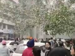 Watch: Ludhiana Court में Blast, चारों तरफ मची अफरा-तफरी, एक की मौत, सीएम चन्नी बोले- दोषियों को छोड़ेंगे नहीं