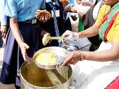 தலித் பெண் சமைத்த உணவை சாப்பிட மறுத்த மாணவர்கள்; பணிநீக்கத்துக்கு சொன்ன காரணம்.. உத்தரகாண்டில் கொடூரம்