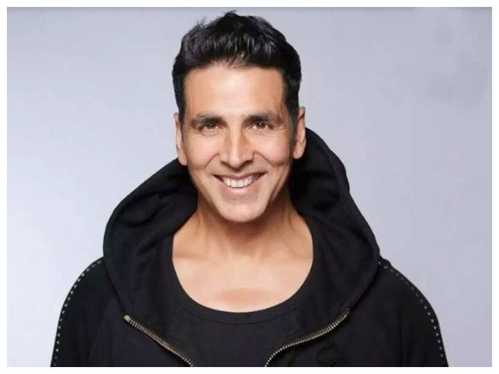 Akshay Kumar ने संभाला Kapil Sharma का शो कहा, 'लेकिन सारा पैसा तो वही कमा रहे हैं' Akshay Kumar takes over Kapil Sharma show says but he the one earning all the money Akshay Kumar ने संभाला Kapil Sharma का शो कहा, 'लेकिन सारा पैसा तो वही कमा रहे हैं'