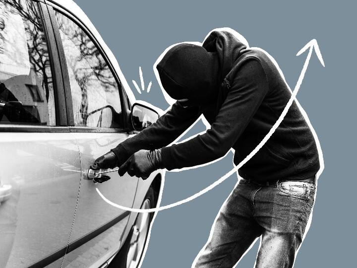 chennai engineers arrest for car theft tuticorin ஜி.பி.எஸ்.யை பயன்படுத்தி நூதன முறையில்  கார்கள் திருட்டு - சென்னை இன்ஜினீயர்கள் கைது!