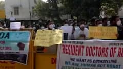 Resident Doctors Protest: How will we fight Omicron without doctors? | Master Stroke