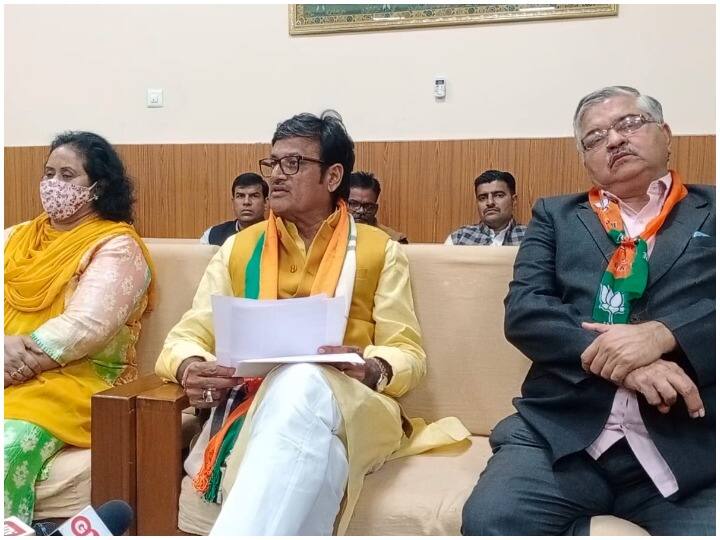 Rajasthan Politics: बीजेपी का गहलोत सरकार पर निशाना- करोड़ों की होर्डिंग लगा रहे, विकास की कोई फिक्र नहीं