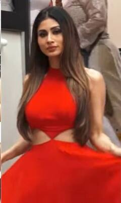 ઉતાવળમાં એક્ટ્રેસ ડ્રેસમાં બ્રા પહેર્યા વિના આવી ગઇ ફોટોગ્રાફરોની વચ્ચે, બધાને ખબર પડી જતાં શું થયુ, જુઓ તસવીરો................