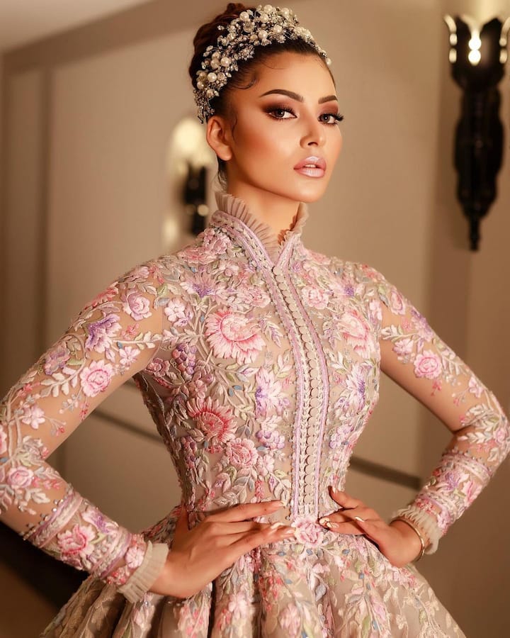 ఊర్వశి రౌతెలా అందమైన ఫోటోస్ -Image Credit: Urvashi Rautela/Instagram