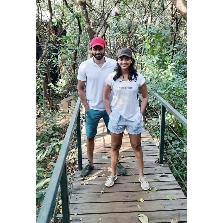 याचं कारण म्हणजे तेजश्रीने आशुतोषच्या वाढदिवसानिम्मित तेजश्रीने शेअर केलेली खास पोस्ट. (photo:tejashripradhan/ig)