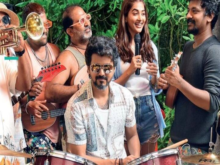 Beast: First single from the Vijay starrer to land on Jan 1st? Beast | வெறித்தனம் காட்டப்போகும் பீஸ்ட் மோட்... முதல் சிங்கிள் மற்றும் வெளியீட்டு தேதி விபரம்!