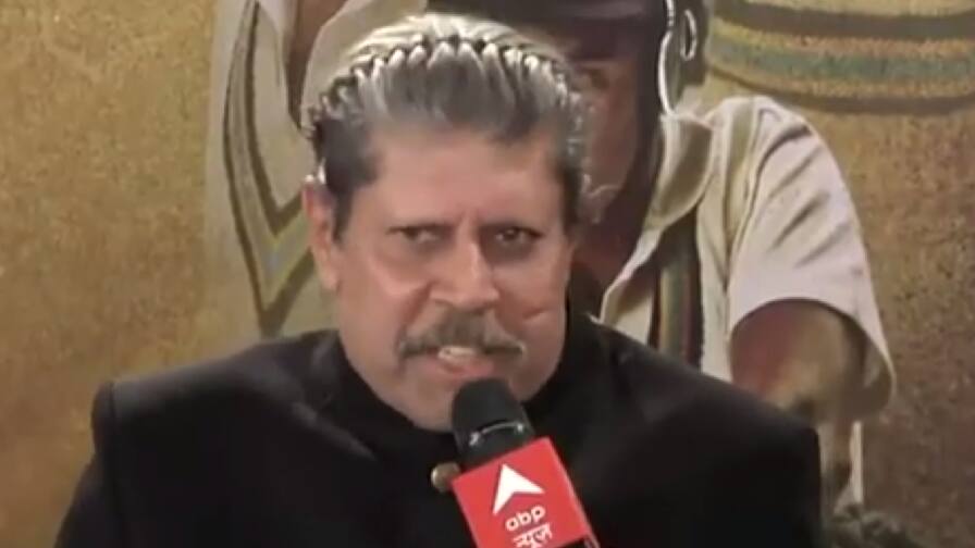 83’s End Credits Feature Kapil Dev Revealing Why He & Indian Cricket Team Slept With Empty Stomach On The Winning Day 83 Film Update: ప్రపంచకప్‌ గెలిచిన రోజు పస్తులతో పడుకున్న కపిల్‌ డెవిల్స్‌..! ఎందుకో తెలుసా?