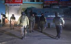 Pulwama में आतंकियों की गोली से घायल पुलिसकर्मी की हालत गंभीर