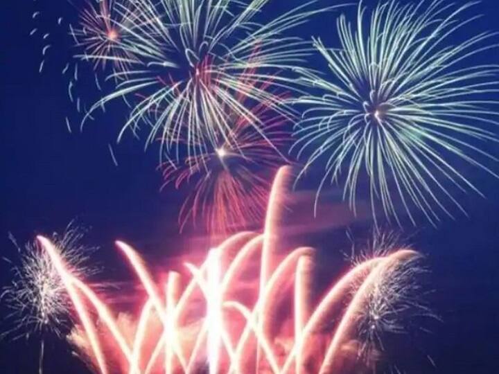 Christmas & Happy New Year: दिल्ली में लगी रोक तो NCR में लोग कर रहे हैं क्रिसमस-नए साल के जश्न की तैयारी, जमकर बुक हो रहे होटल और रिसॉर्ट Christmas And Happy New Year 2022: hotels and resorts booked for Christmas and New Year in NCR after ban in delhi due corona virus Christmas & Happy New Year: दिल्ली में लगी रोक तो NCR में लोग कर रहे हैं क्रिसमस-नए साल के जश्न की तैयारी, जमकर बुक हो रहे होटल और रिसॉर्ट