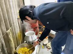 Bihar News: अपने बॉडीगार्ड्स के लिए खुद भुजिया बनाने लगे तेज प्रताप यादव, घोड़ों और कुत्तों से भी मिलवाया, देखें तस्वीरें