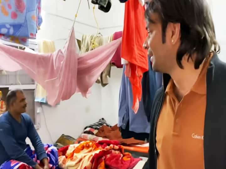 इस दौरान तेज प्रताप ने वीडियो में दिखाया कि कैसे उनके बॉडीगार्डस रहते हैं. कैसे वे उनकी सुरक्षा के लिए हमेशा तैयार रहते हैं. जब भी वे बाहर जाते हैं तो वे स्कॉट के लिए तैयार रहते हैं.