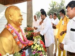 In Pics: ఇడుపులపాయలో క్రిస్మస్ వేడుకల్లో పాల్గొన్న సీఎం జగన్