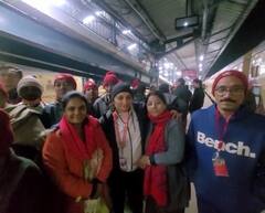 ખેડૂત આંદોલનને પગલે વૈષ્ણવ દેવી ખાતે ફસાયેલા સુરતના 1700 પ્રવાસીઓ ફરી રહ્યા છે પરત, લોકોમાં ખુશીનો માહોલ