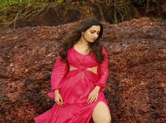 Catherine Tresa Pics: உன் கண்ணில் ஒரு காதல் அழகாய்த் தோன்றிடுமே... கேத்ரீன் த்ரெசா க்ளிக்ஸ் Catherine Tresa Pics: உன் கண்ணில் ஒரு காதல் அழகாய்த் தோன்றிடுமே... கேத்ரீன் த்ரெசா க்ளிக்ஸ்