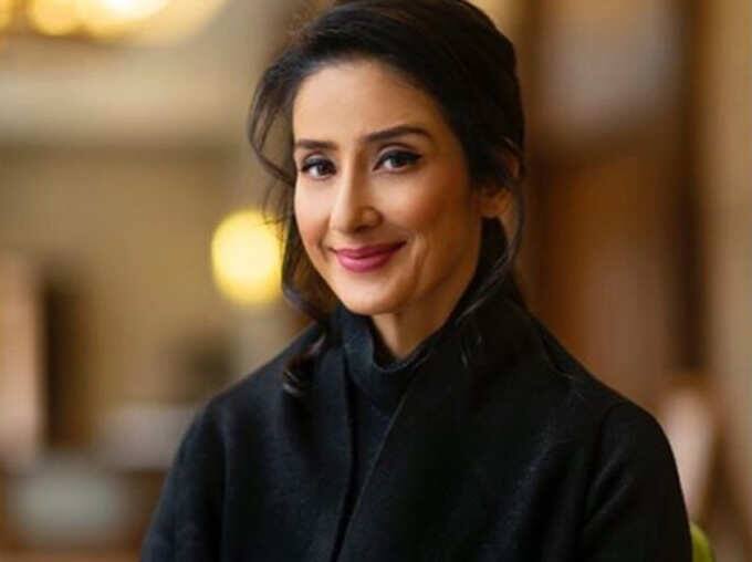 मनीषा कोइराला: इस लिस्ट में 1991 में सौदागर से डेब्यू करने वाली मनीषा कोइराला (Manisha Koirala) भी शामिल है. अपने करियर के अच्छे दिनों में ही एक्ट्रेस को  शराब की लत लग गई. 2010 में नेपाली बिजनेसमैन सम्राट दहल से शादी की मगर यह भी ज्यादा नहीं टिक सकी और 2012 में उनका तलाक हो गया. डाउन होते फिल्मी करियर और शादीशुदा लाइफ में आई परेशानियों ने मनीषा को रेग्युलर ड्रिंकर बना दिया. इसी दौरान उन्हें ओवेरियन कैंसर भी हो गया. फिर एक्ट्रेस ने अपनी लड़ाई शुरु की और कैंसर को हराते हुए संजू जैसी हिट फिल्म से फिल्मी पर्दे पर वापसी भी की.