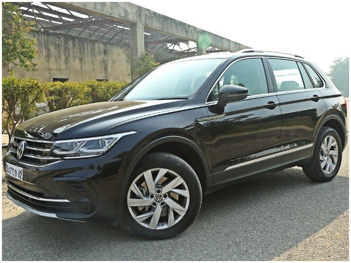 Tiguan Facelift Review: डुअल हॉट सीट के साथ दमदार इंजन और 18 इंच के अलॉय व्हील, देखिए कैसी है ये नई SUV