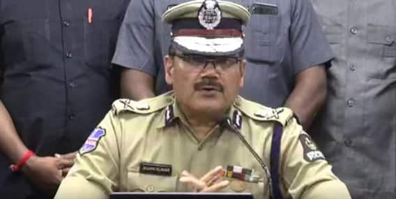 న్యూఇయర్ వేడుకల పేరుతో గీత దాటొద్దు : సిపీ అంజనీ కుమార్