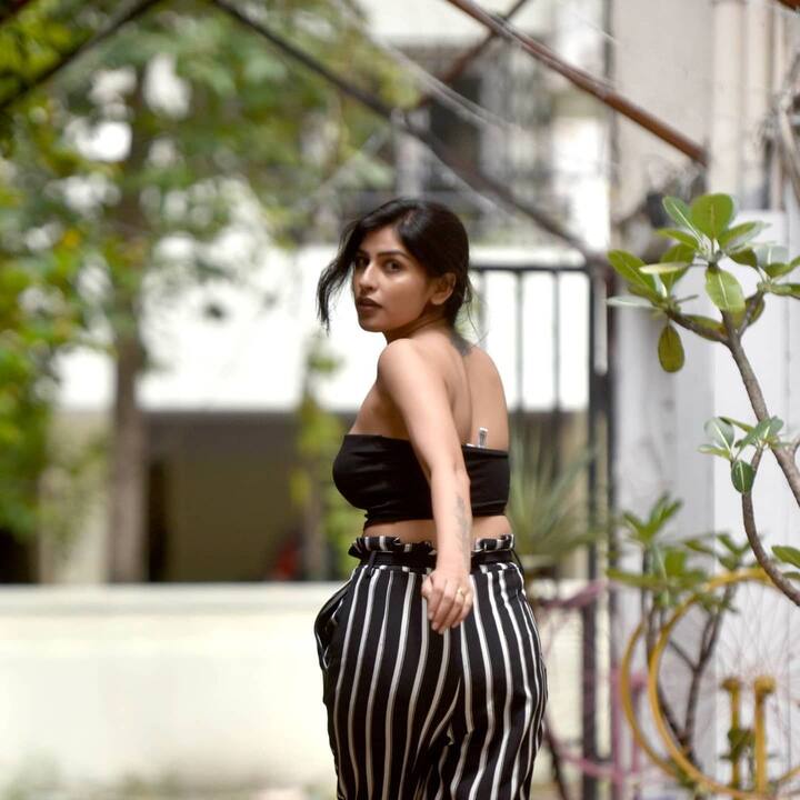 'बिग बॉस मराठी सिझन 3' (bigg boss marathi 3) या शोचा फायनल राऊंड लवकरच होणारआहे. नुकताच मीरा जगन्नाथने (Mira Jagannath) बिग बॉसच्या घराचा निरोप घेतला.(photo:mirajagga/ig)