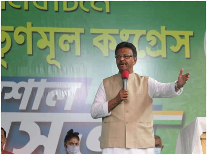 TMC MLA Farhad Hakim will be the new mayor of Kolkata, will take oath next week KMC Elections result: टीएमसी  के वरिष्ठ नेता फरहाद हकीम होंगे कोलकाता के नये महापौर, अगले सप्ताह लेंगे शपथ