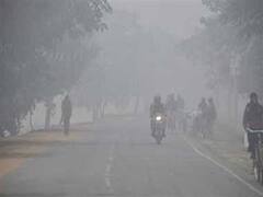 Delhi weather update | Slight Increase in Temperature; Vehicles forced to move on roads with headlights on