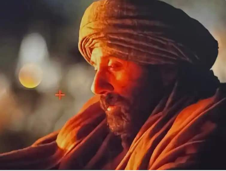 Sunny Deol Shares Look As Tara Singh From Gadar 2 As He Announces Schedule Wrap Of Film Gadar 2 : Sunny Deol च्या 'गदर 2' सिनेमाच्या शूटिंगला सुरुवात, तारा सिंहच्या फर्स्ट लूकची चाहत्यांमध्ये चर्चा