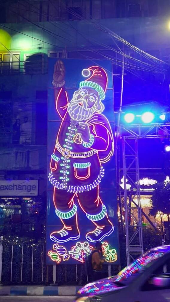 আলো ঝলমলে পার্ক স্ট্রিট সফর