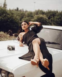 Esther Anil: 'దృశ్యం 2'లో చిన్నమ్మాయి.. గ్లామర్ డాల్ గా మారిందే..