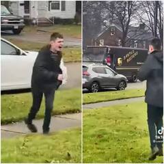 Watch: गिफ्ट देने पहुंचे सांता  क्लॉज को देखकर खुशी से झूम उठा दिव्यांग बच्चा, वीडियो ने जीता यूजर्स का दिल