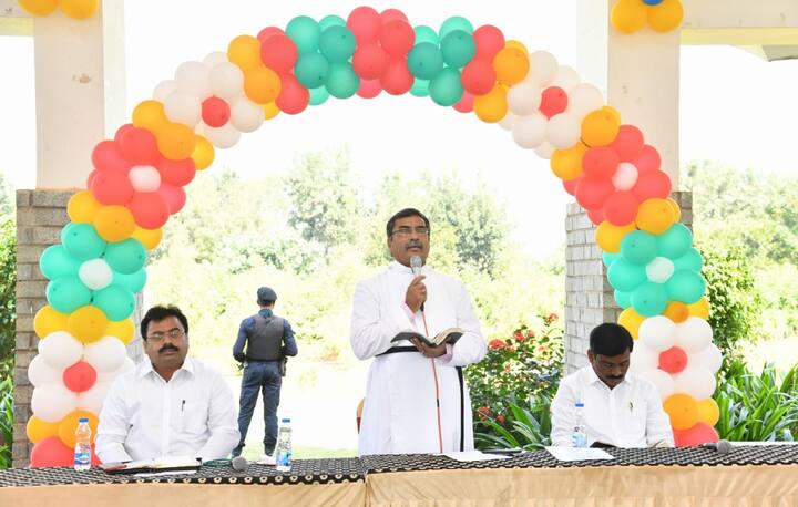 నెమళ్ల పార్కులో క్రిస్మస్ వేడుకలు