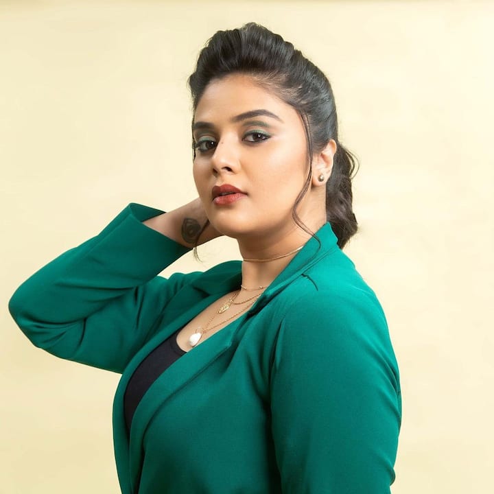 శ్రీముఖి హాట్ పిక్స్ -Image credit: Sreemukhi/Instagram