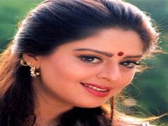 HBD Nagma : அழகு... நீ...நடந்தால் நடையழகு...! நக்மா என்றாலே பேரழகு..! ஹாப்பி பர்த்டே நக்மா..!