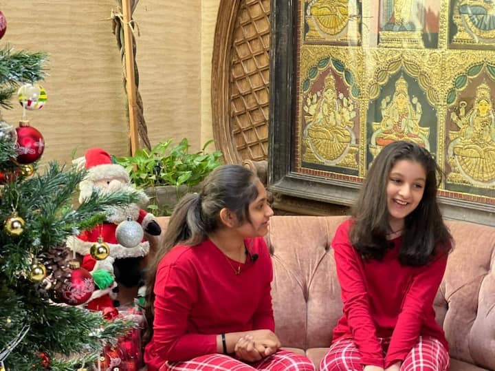 మహేష్ బాబు కూతురు సితార క్రిస్మస్ సందడి.. ఎంత క్యూట్‌గా ఉందో చూడండి - Image Credit: Sitara Ghattamaneni/Instagram