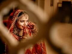 ऐसी लड़कियों पर मां लक्ष्मी की मानी जाती है विशेष कृपा जिनके नाम का पहला अक्षर इनमें से कोई एक हो